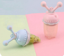 Load image into Gallery viewer, Silicon Baby Food Feeder/Pacifier BPA Free - smilybee