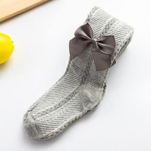 Load image into Gallery viewer, 0 to 4 Years Beautiful Baby Girls Tights - smilybee