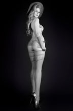Load image into Gallery viewer, Ballerina 550 Grey Hold Ups
