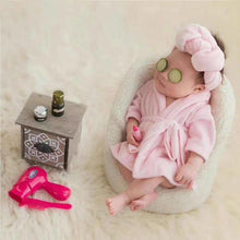 Load image into Gallery viewer, 2 Pcs/set Baby Girl Photography with Scarf &amp; Bathrobes - smilybee
