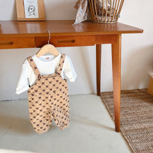 Load image into Gallery viewer, Baby bear strap pants in Spring
