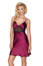 Load image into Gallery viewer, Irall Latifa Nightdress Plum
