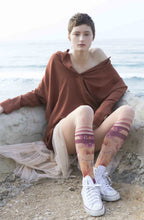 Load image into Gallery viewer, Zohara &quot;Sock In The Garden&quot; Powder Tights
